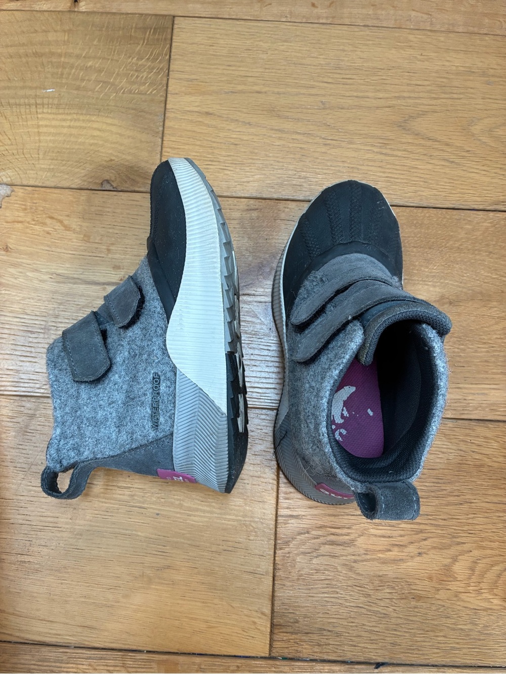 Kids waterproof Sorel Gray and Black Velcro Winter Boots